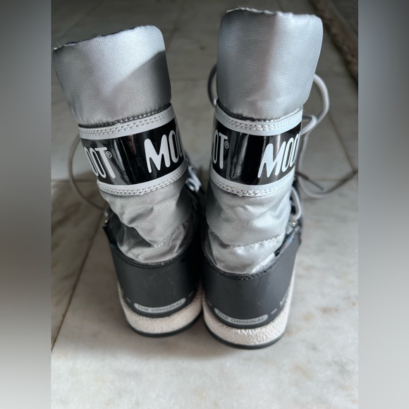 EUC Girls Moonboots size 34, US 2.5 - Picture 4 of 6